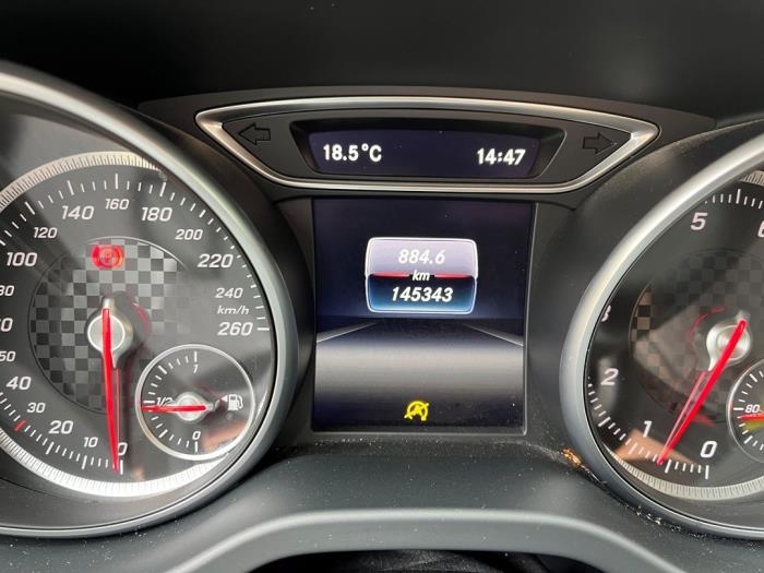 Mercedes A 1.6 A-180 16V Sloopvoertuig (2016, Zwart)