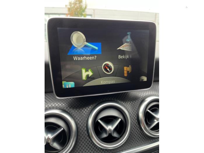 Mercedes A 1.6 A-180 16V Sloopvoertuig (2016, Zwart)