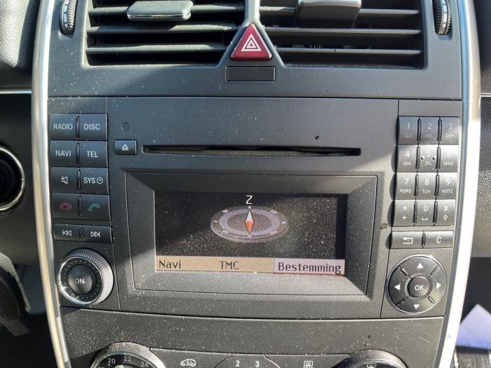 Mercedes B 1.5 B-160 16V Samochód złomowany (2011, Szary)