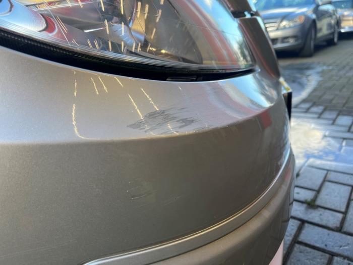 Mercedes B 1.5 B-160 16V Samochód złomowany (2011, Szary)