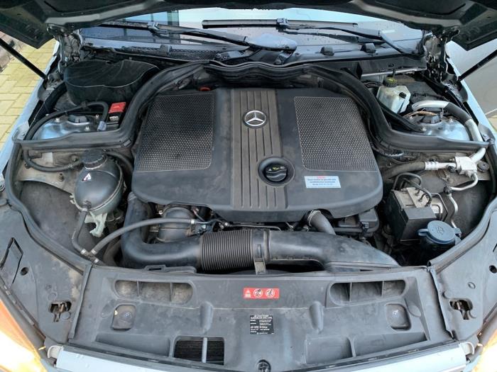 Mercedes C 2.2 C-180 CDI 16V BlueEFFICIENCY Sloopvoertuig (2011, Metallic, Grijs)