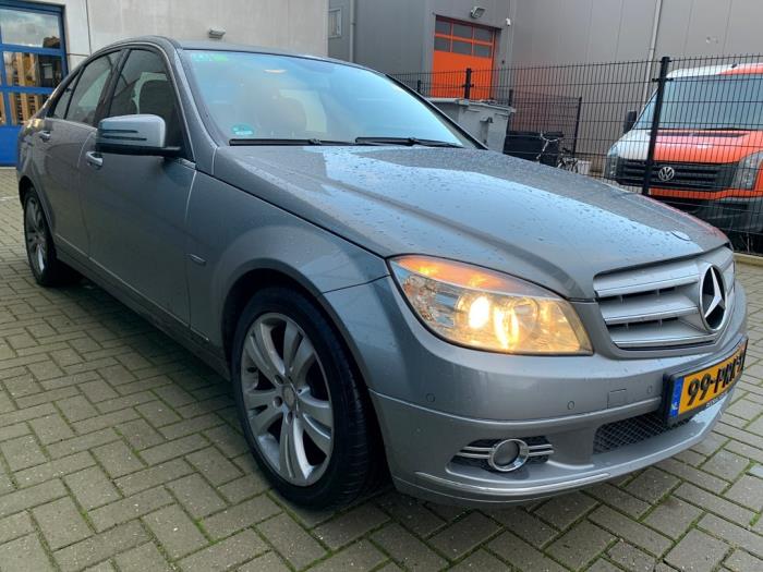 Mercedes C 2.2 C-180 CDI 16V BlueEFFICIENCY Sloopvoertuig (2011, Metallic, Grijs)