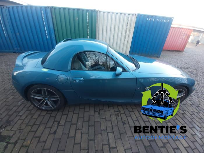 BMW Z4 Roadster 3.0 24V Sloopvoertuig (2003, Blauw)