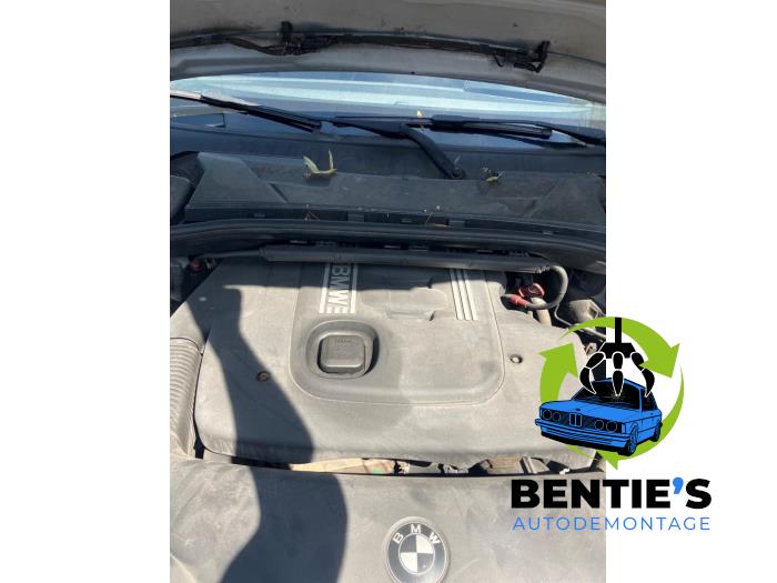 BMW 1 serie 118d 16V Skrotfordon (2004, GRIJS)