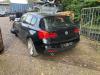 BMW 1 serie 116d 1.5 12V TwinPower Skrotfordon (2016, ZWART)