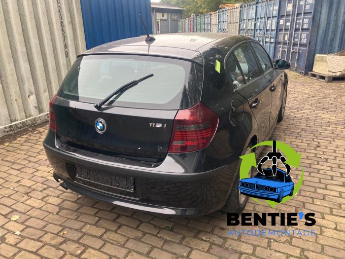 BMW 1 serie 116i 1.6 16V Sloopvoertuig (2009, Zwart)