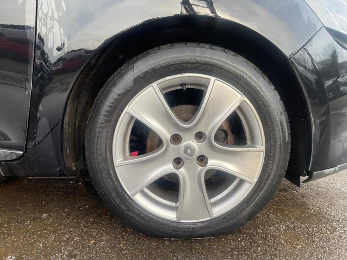 Renault Clio IV 0.9 Energy TCE 90 12V Sloopvoertuig (2013, Zwart)