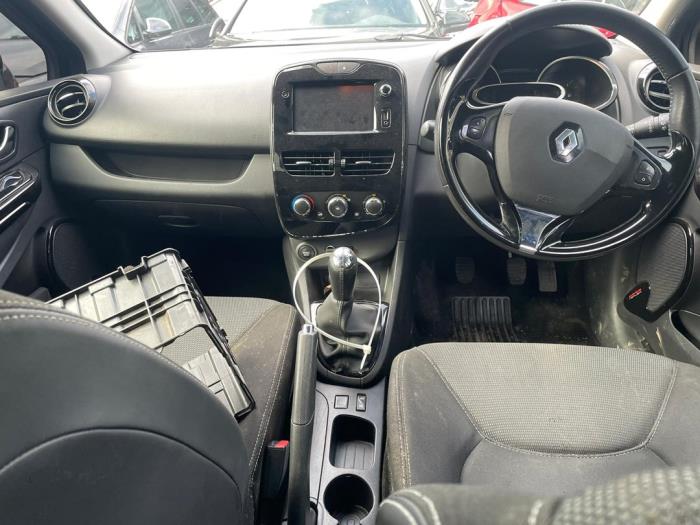 Renault Clio IV 0.9 Energy TCE 90 12V Sloopvoertuig (2013, Zwart)