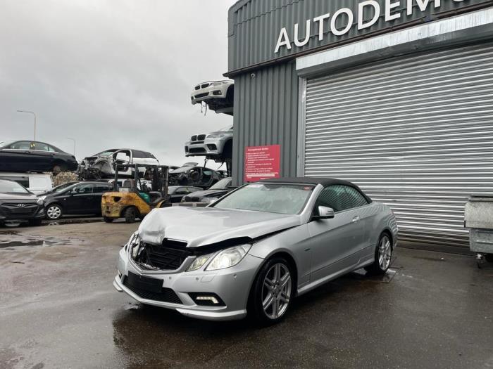 Mercedes E E-250 CDI,d 16V BlueEfficiency, BlueTEC Skrotfordon (2012, GRIJS ZILVER ZILVERGRIJS)