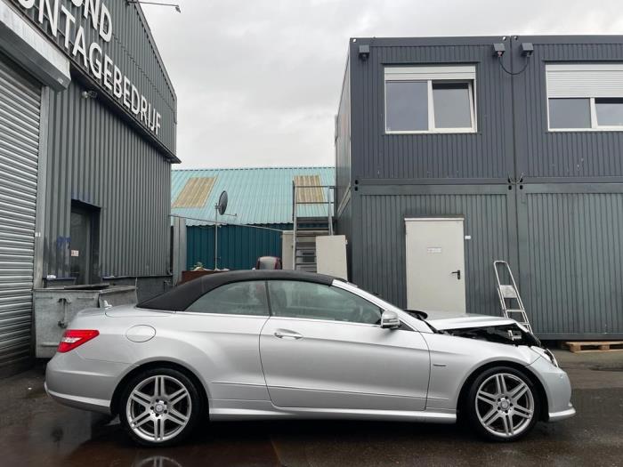 Mercedes E E-250 CDI,d 16V BlueEfficiency, BlueTEC Skrotfordon (2012, GRIJS ZILVER ZILVERGRIJS)