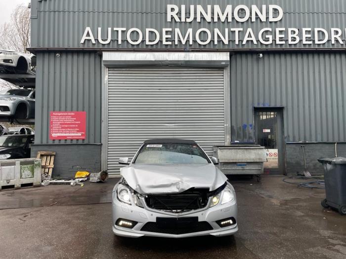 Mercedes E E-250 CDI,d 16V BlueEfficiency, BlueTEC Skrotfordon (2012, GRIJS ZILVER ZILVERGRIJS)