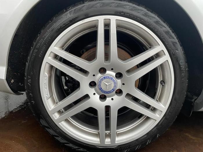 Mercedes E E-250 CDI,d 16V BlueEfficiency, BlueTEC Skrotfordon (2012, GRIJS ZILVER ZILVERGRIJS)