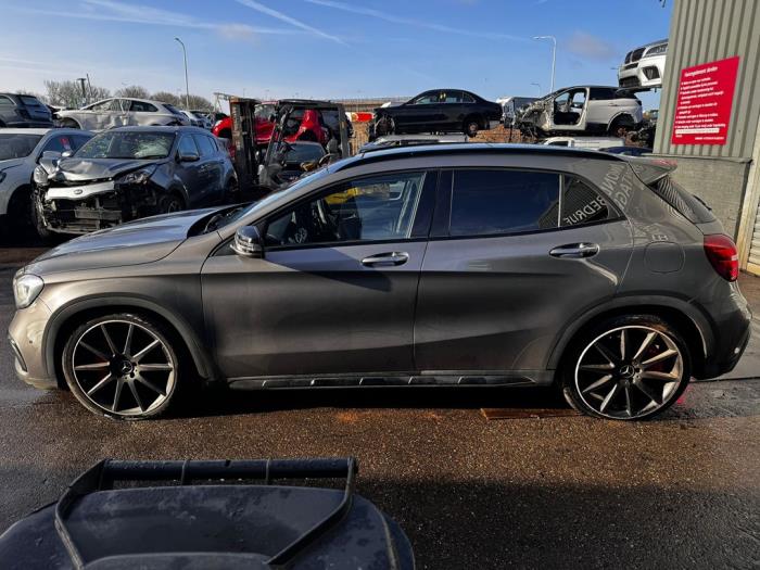 Mercedes GLA AMG 2.0 45 AMG Turbo 16V Skrotfordon (2019, METALLIC MUISGRIJS GRIJS)