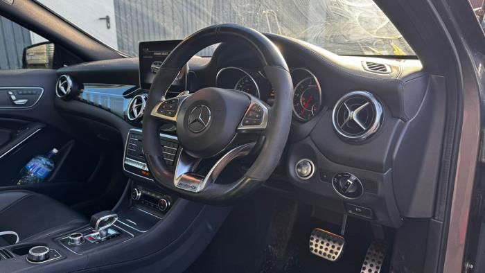 Mercedes GLA AMG 2.0 45 AMG Turbo 16V Skrotfordon (2019, METALLIC MUISGRIJS GRIJS)