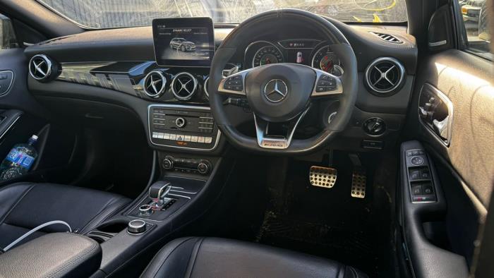 Mercedes GLA AMG 2.0 45 AMG Turbo 16V Skrotfordon (2019, METALLIC MUISGRIJS GRIJS)