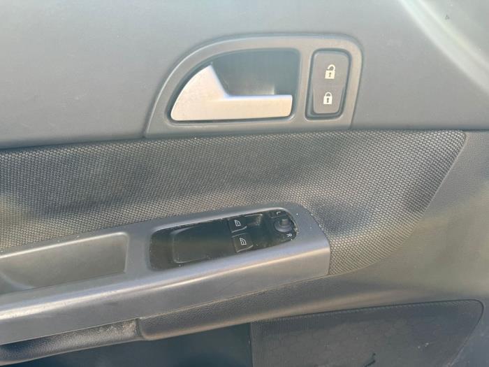 Volvo C30 1.6 16V Samochód złomowany (2007, Szary)