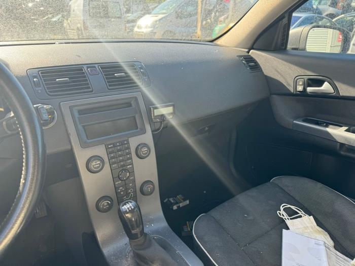 Volvo C30 1.6 16V Samochód złomowany (2007, Szary)