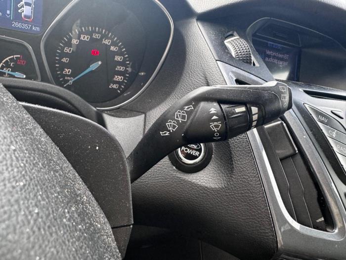 Ford Focus 3 Wagon 1.6 TDCi ECOnetic Sloopvoertuig (2013, Metallic, Zilvergrijs)