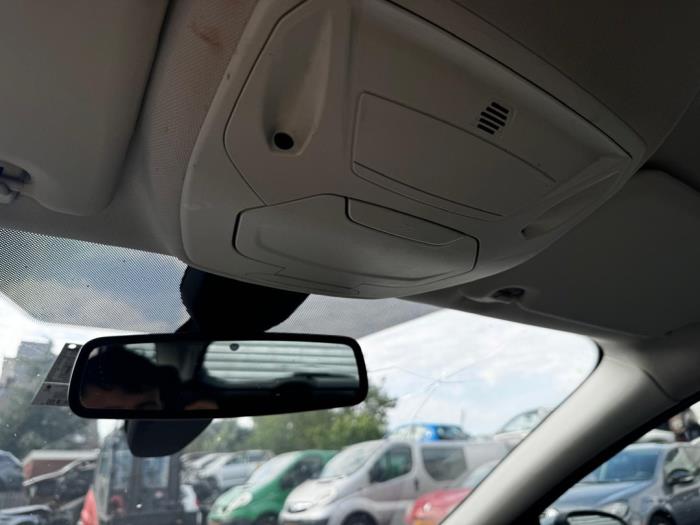 Ford Focus 3 Wagon 1.6 TDCi ECOnetic Sloopvoertuig (2013, Metallic, Zilvergrijs)