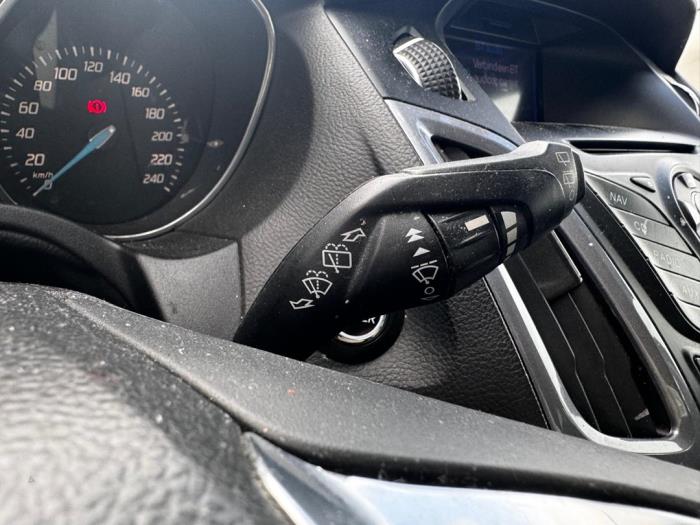 Ford Focus 3 Wagon 1.6 TDCi ECOnetic Sloopvoertuig (2013, Metallic, Zilvergrijs)