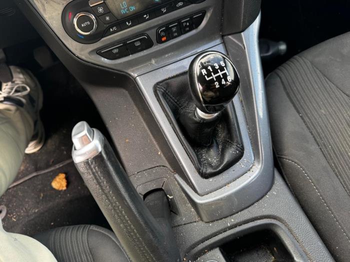 Ford Focus 3 Wagon 1.6 TDCi ECOnetic Sloopvoertuig (2013, Metallic, Zilvergrijs)