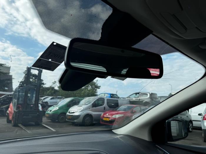 Ford Focus 3 Wagon 1.6 TDCi ECOnetic Sloopvoertuig (2013, Metallic, Zilvergrijs)