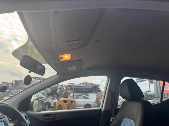 Hyundai i10 1.0 12V Skrotfordon (2013, WIT)