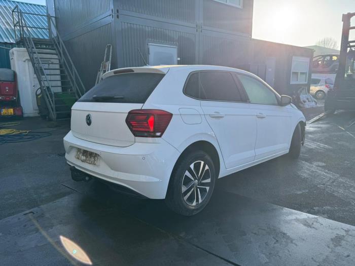 Volkswagen Polo VI 1.0 MPI 12V Salvage vehicle (2020, White)