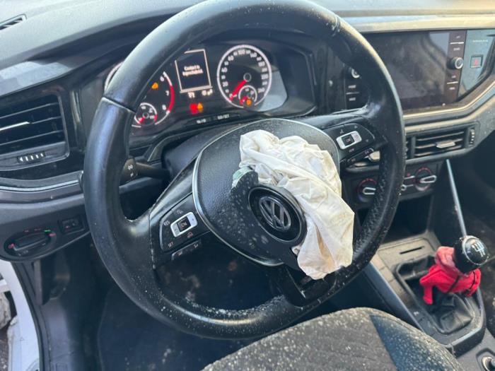 Volkswagen Polo VI 1.0 MPI 12V Salvage vehicle (2020, White)