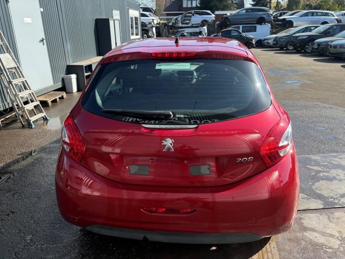 Peugeot 208 I 1.2 Vti 12V PureTech 82 Skrotfordon (2012, ROOD METALLIC ROOD)