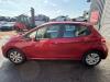 Peugeot 208 I 1.2 Vti 12V PureTech 82 Skrotfordon (2012, ROOD METALLIC ROOD)