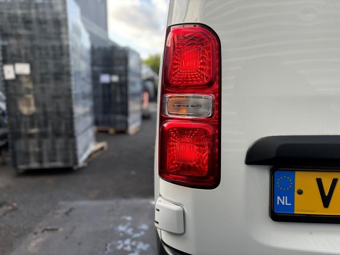 Peugeot Expert 2.0 Blue HDi 120 16V Skrotfordon (2020, WIT)