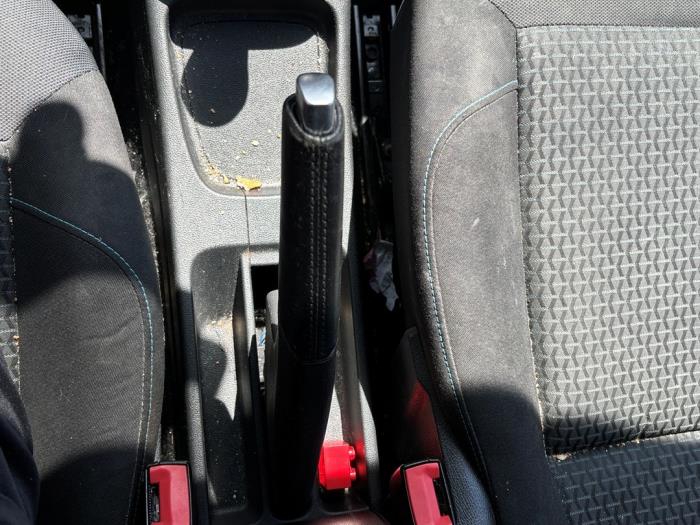 Volkswagen Polo V 1.4 TDI DPF BlueMotion technology Vehículo de desguace (2014, Negro)