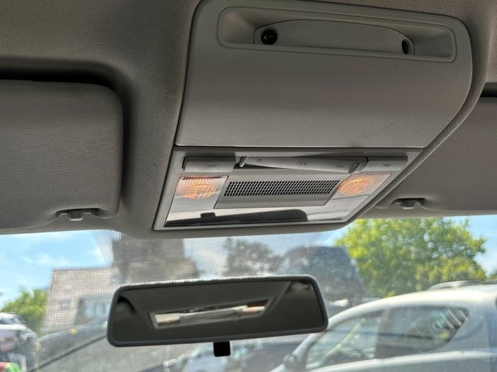 Volkswagen Polo V 1.4 TDI DPF BlueMotion technology Vehículo de desguace (2014, Negro)