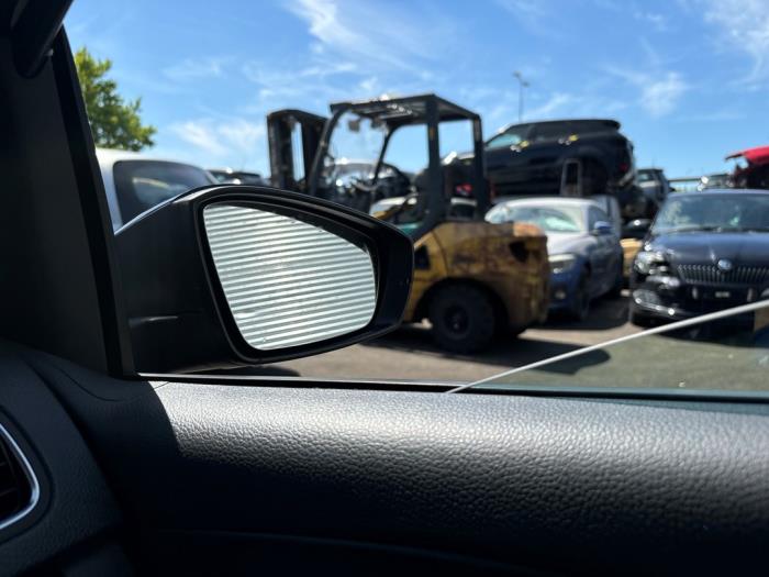 Volkswagen Polo V 1.4 TDI DPF BlueMotion technology Vehículo de desguace (2014, Negro)