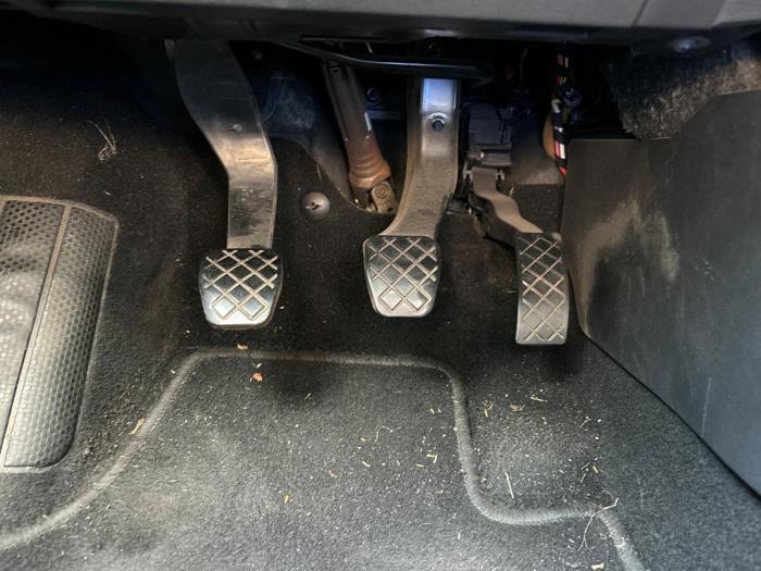 Volkswagen Polo V 1.4 TDI DPF BlueMotion technology Vehículo de desguace (2014, Negro)