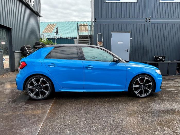 Audi A1 Sportback 1.0 30 TFSI 12V Sloopvoertuig (2020, Saffierblauw)