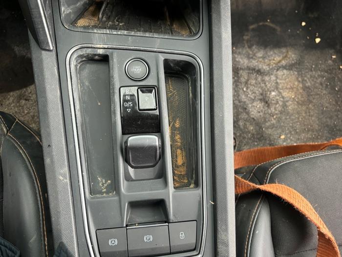 Cupra Formentor 1.4 e-Hybrid 16V Samochód złomowany (2022, Bialy)