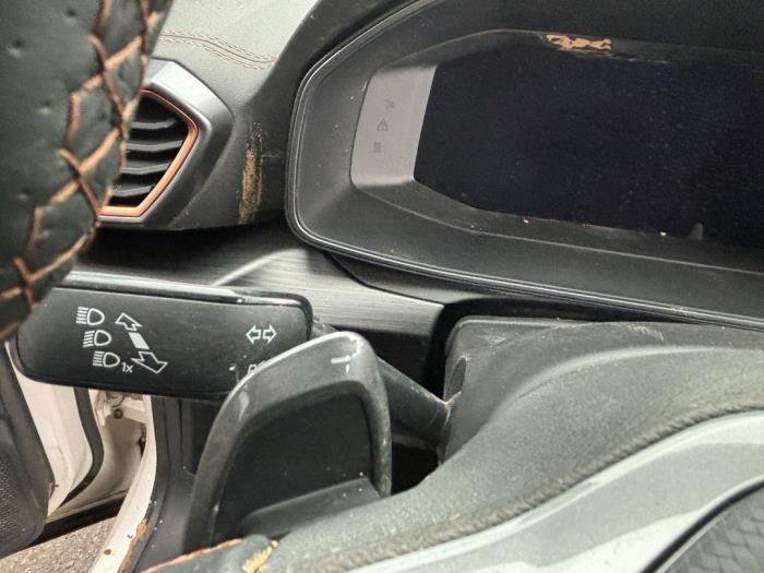 Cupra Formentor 1.4 e-Hybrid 16V Samochód złomowany (2022, Bialy)