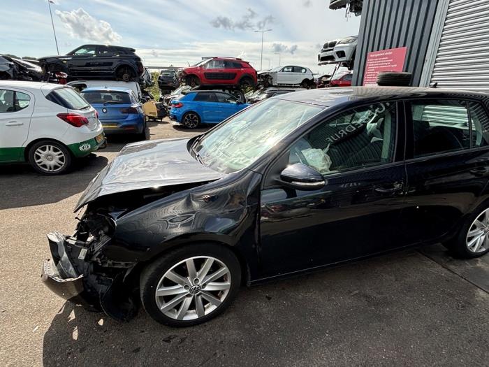 Volkswagen Golf VI 1.4 TSI 122 16V Épave (2009, Noir)