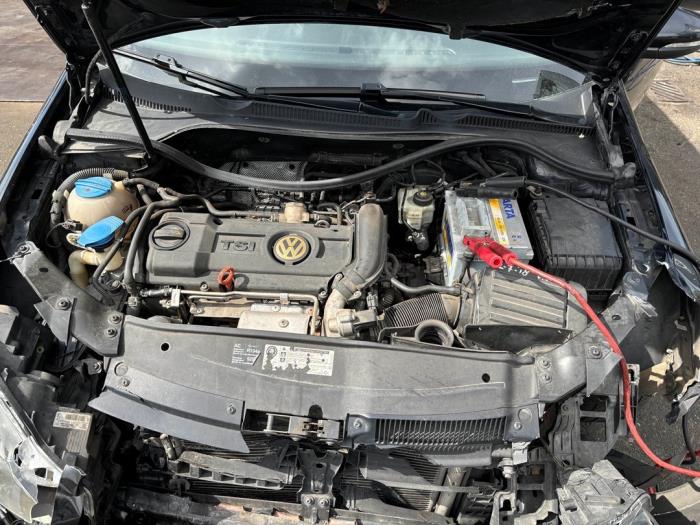 Volkswagen Golf VI 1.4 TSI 122 16V Épave (2009, Noir)