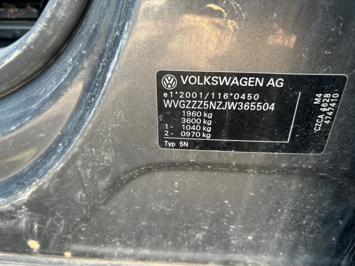 Volkswagen Tiguan 1.4 TSI 16V Salvage vehicle (2018, Dark, Silver grey, Mousey)