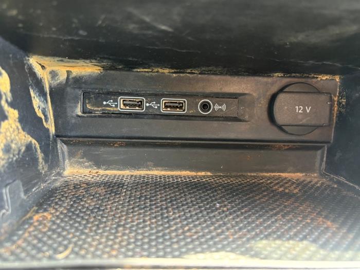 Volkswagen Tiguan 1.4 TSI 16V Salvage vehicle (2018, Dark, Silver grey, Mousey)