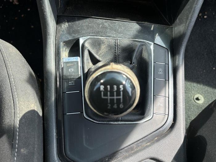 Volkswagen Tiguan 1.4 TSI 16V Salvage vehicle (2018, Dark, Silver grey, Mousey)