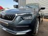 Skoda Kamiq 1.0 TSI 12V Vehículo de desguace (2020, Oscuro, Gris plateado, Gris ratón)