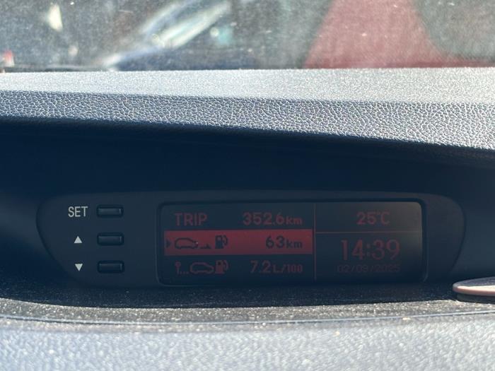 Hyundai i20 1.2i 16V Samochód złomowany (2010, Czarny)