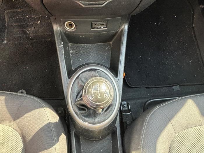 Hyundai i20 1.2i 16V Samochód złomowany (2010, Czarny)