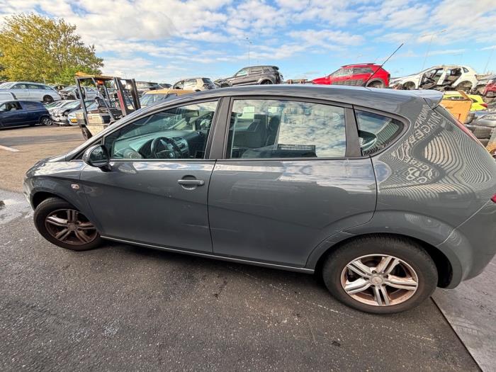 Seat Leon 1.4 TSI 16V Skrotfordon (2010, GRIJS)