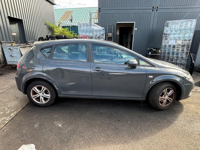 Seat Leon 1.4 TSI 16V Skrotfordon (2010, GRIJS)
