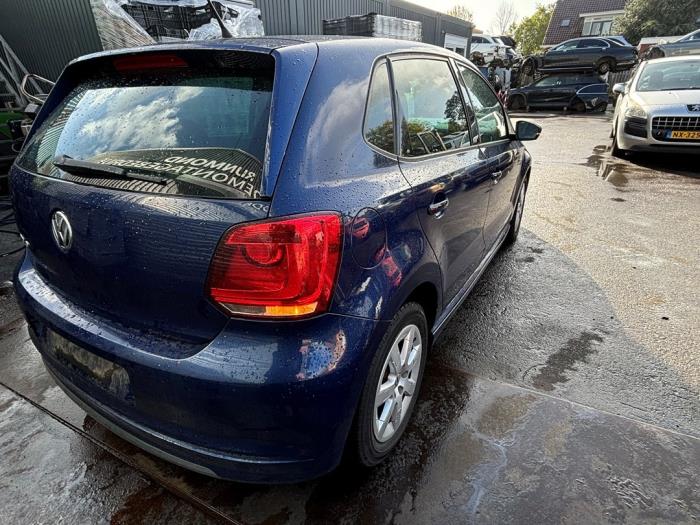Volkswagen Polo V 1.2 TDI 12V BlueMotion Samochód złomowany (2011, Niebieski)